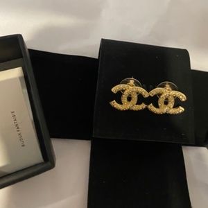 CHANEL Gold tone Earrings authentic